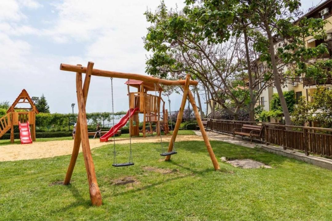 Апартамент Ния, Райска Градина / Garden Of Eden Sveti Vlas Eksteriør billede