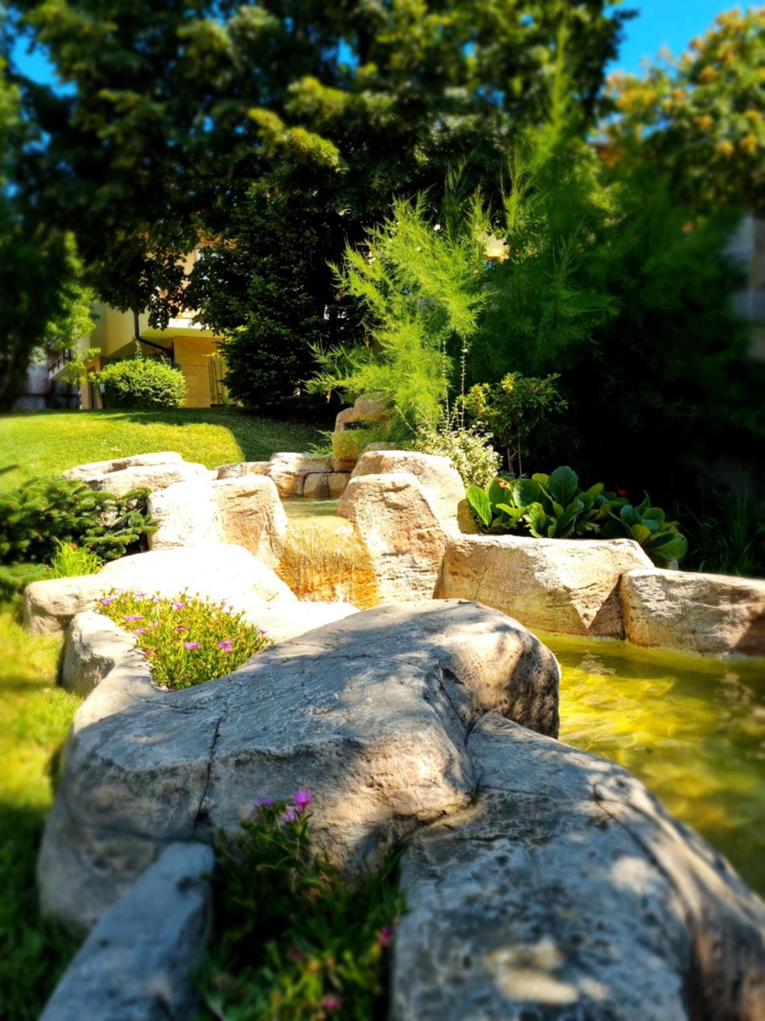 Апартамент Ния, Райска Градина / Garden Of Eden Sveti Vlas Eksteriør billede