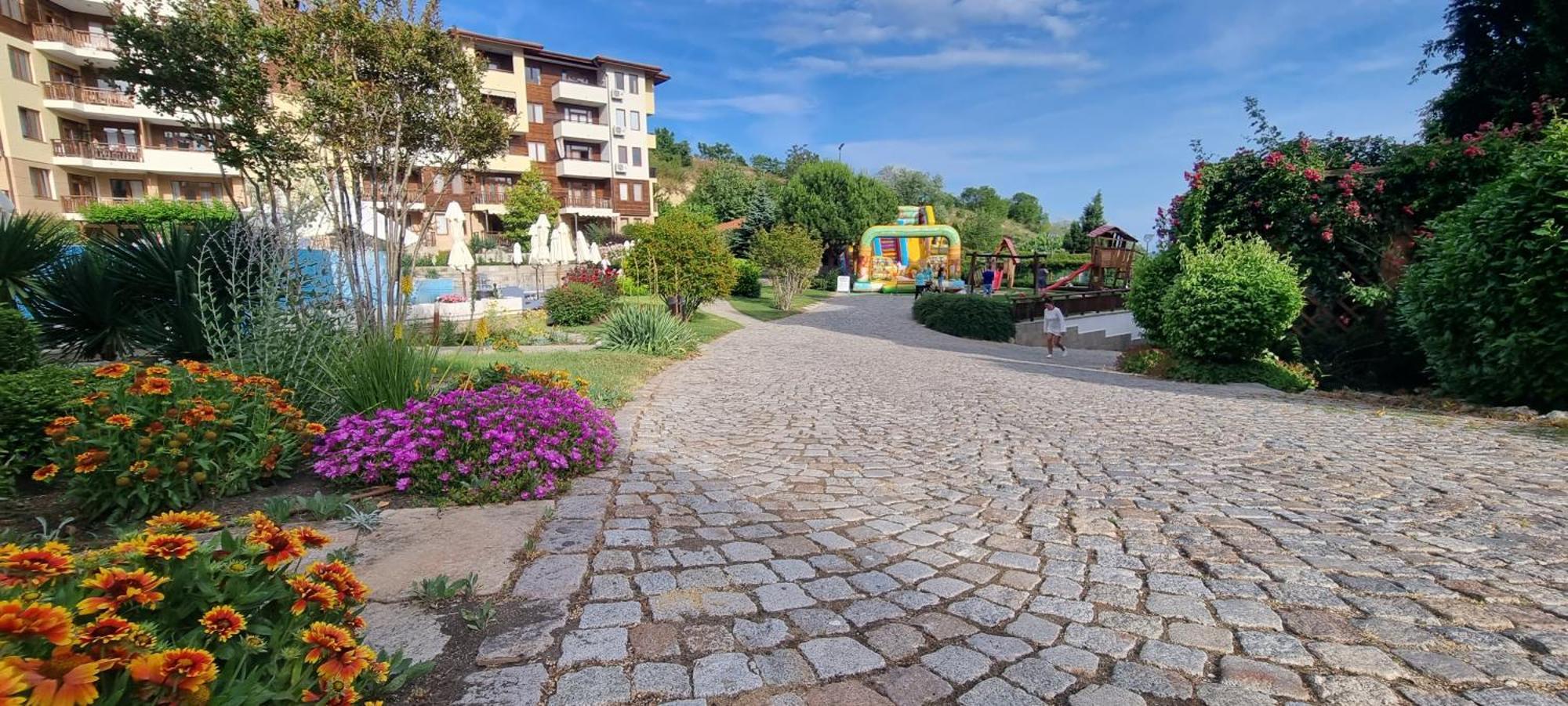 Апартамент Ния, Райска Градина / Garden Of Eden Sveti Vlas Eksteriør billede